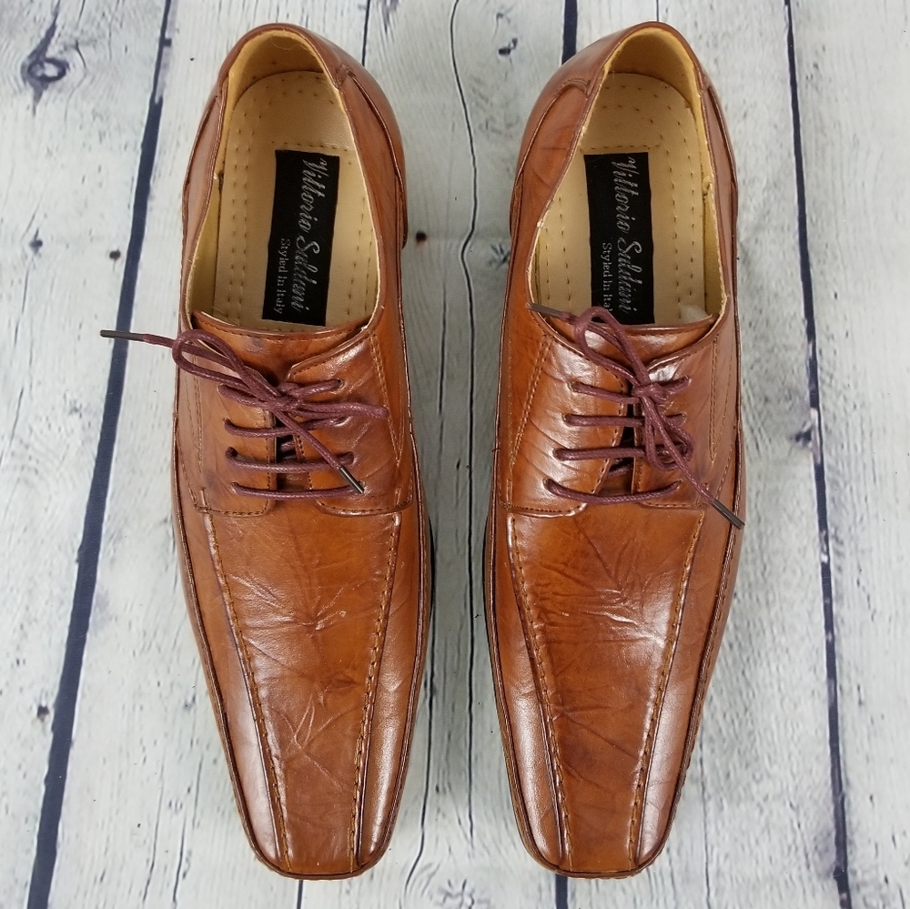 VITTORIO SALDANI | stacked heel tapered toe shoe - Picture 1 of 7